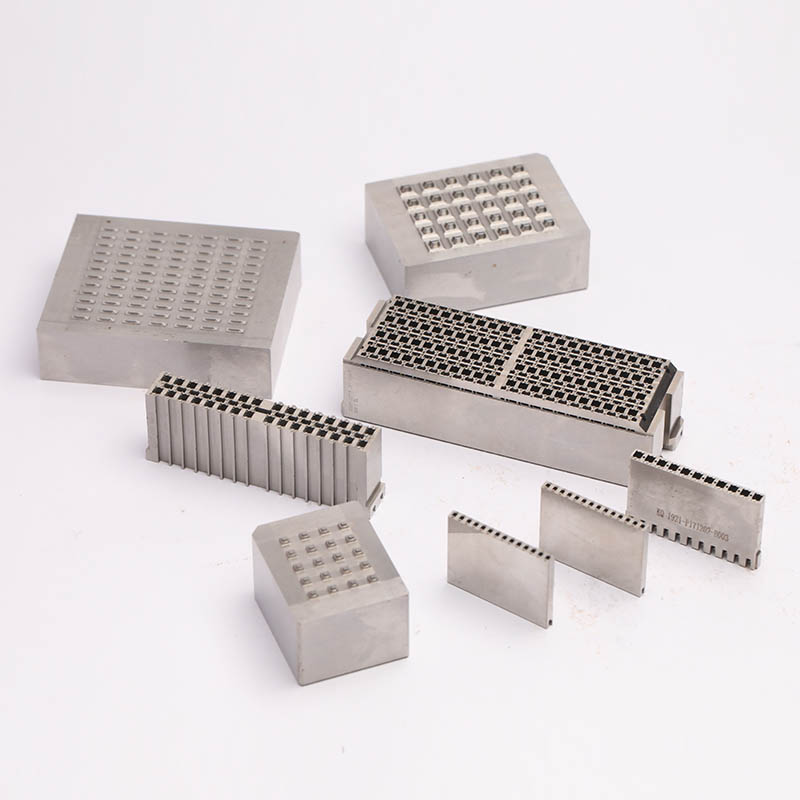Metal mold components
